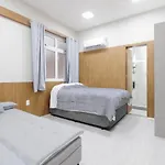 Apartamento 3 Minutos Da Praia Av. Nsa. C 1145/305